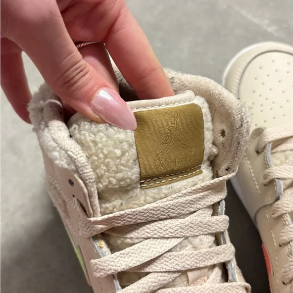$250 Nike Air Jordan Mid Utility Fleece in Beige